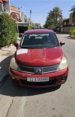 نيسان فيرسا